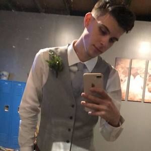 Meet your Posher, Corey